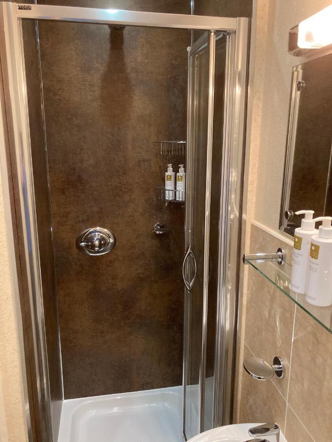 Single Room,1108865544:JPEG