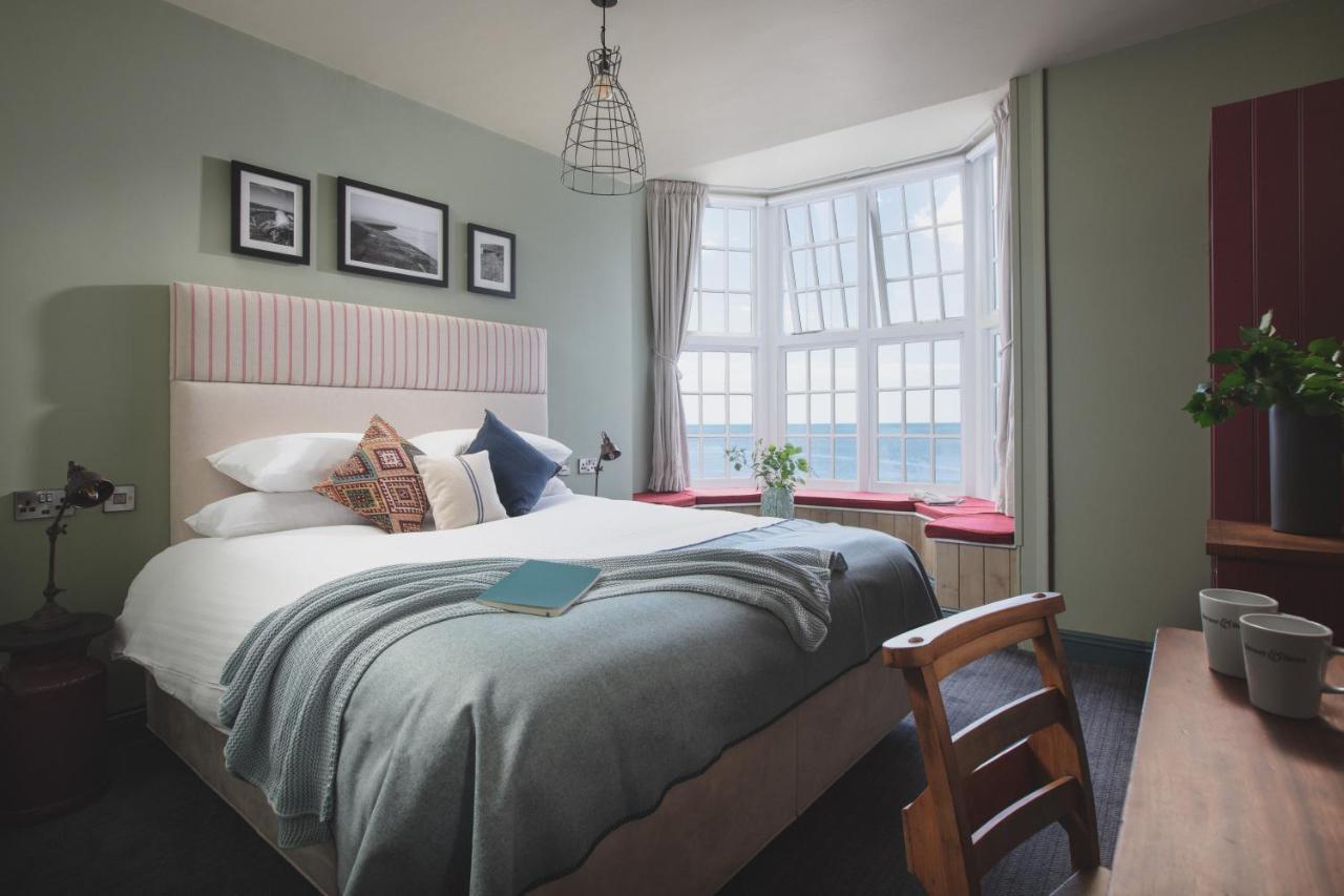 Deluxe Double or Twin Room with Sea View