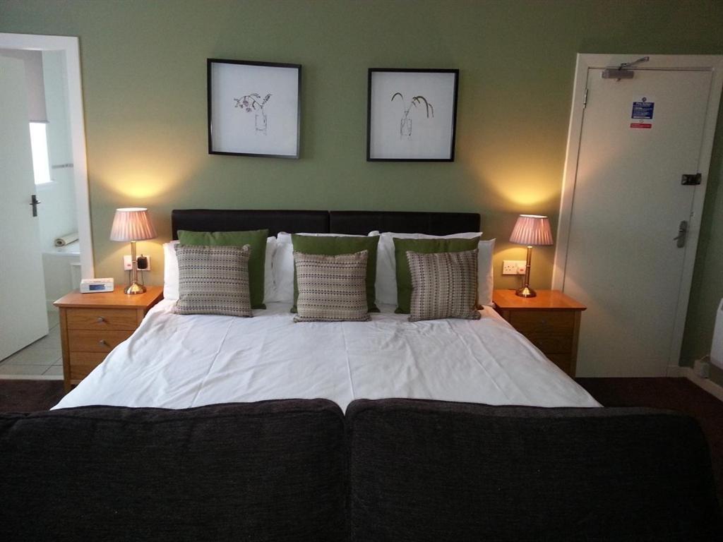 Quadruple Room with Bath