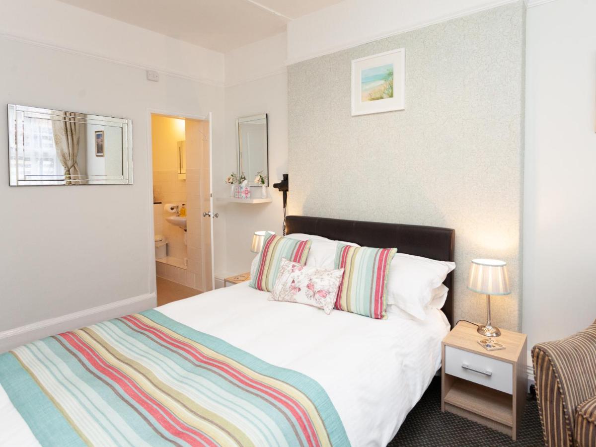 Economy Double Room,1013068729:JPEG