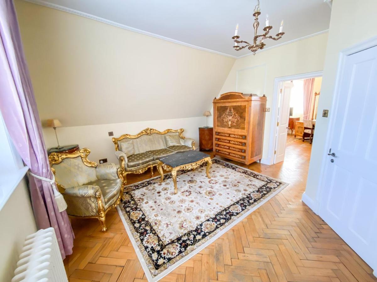 Superior Suite ( Not Dog Friendly),1030986160:JPEG