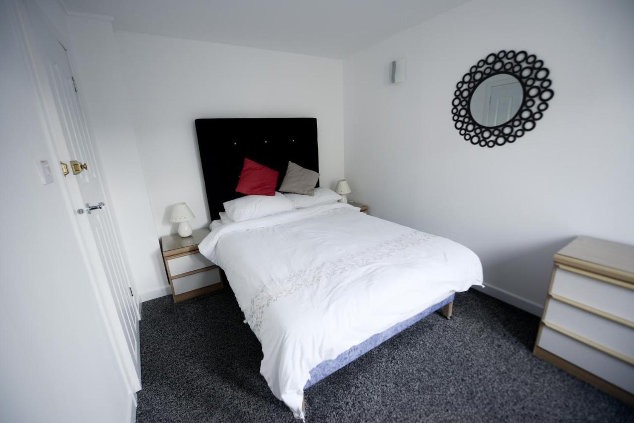 Double Room with Shared Bathroom,1033239068:JPEG