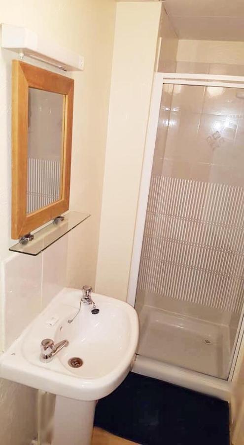 Triple Room with Private Bathroom,1572877136:JPEG