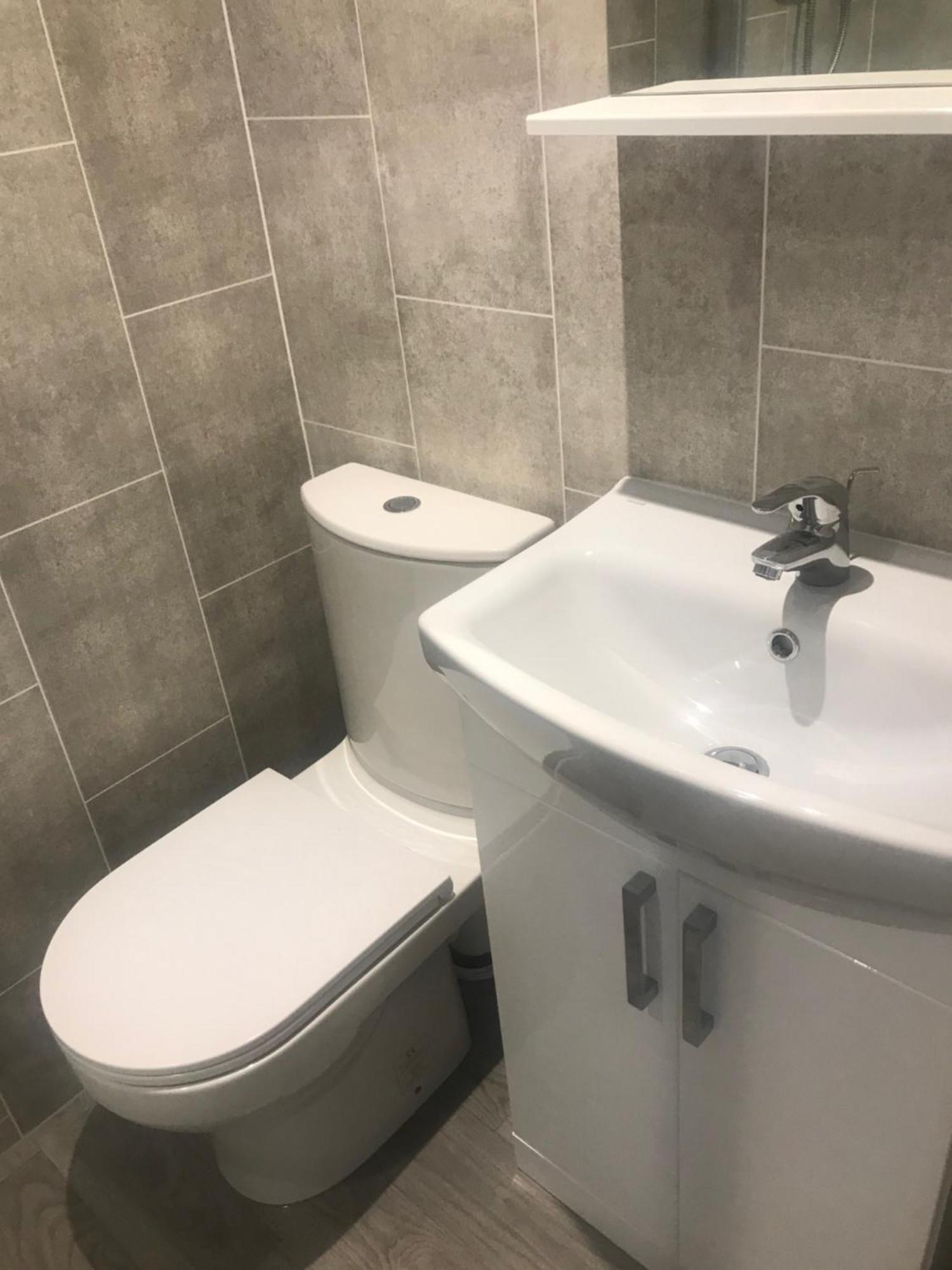 Deluxe Double Room with Shower,1037842567:JPEG