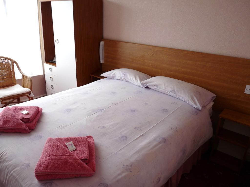 Single Room with Bathroom