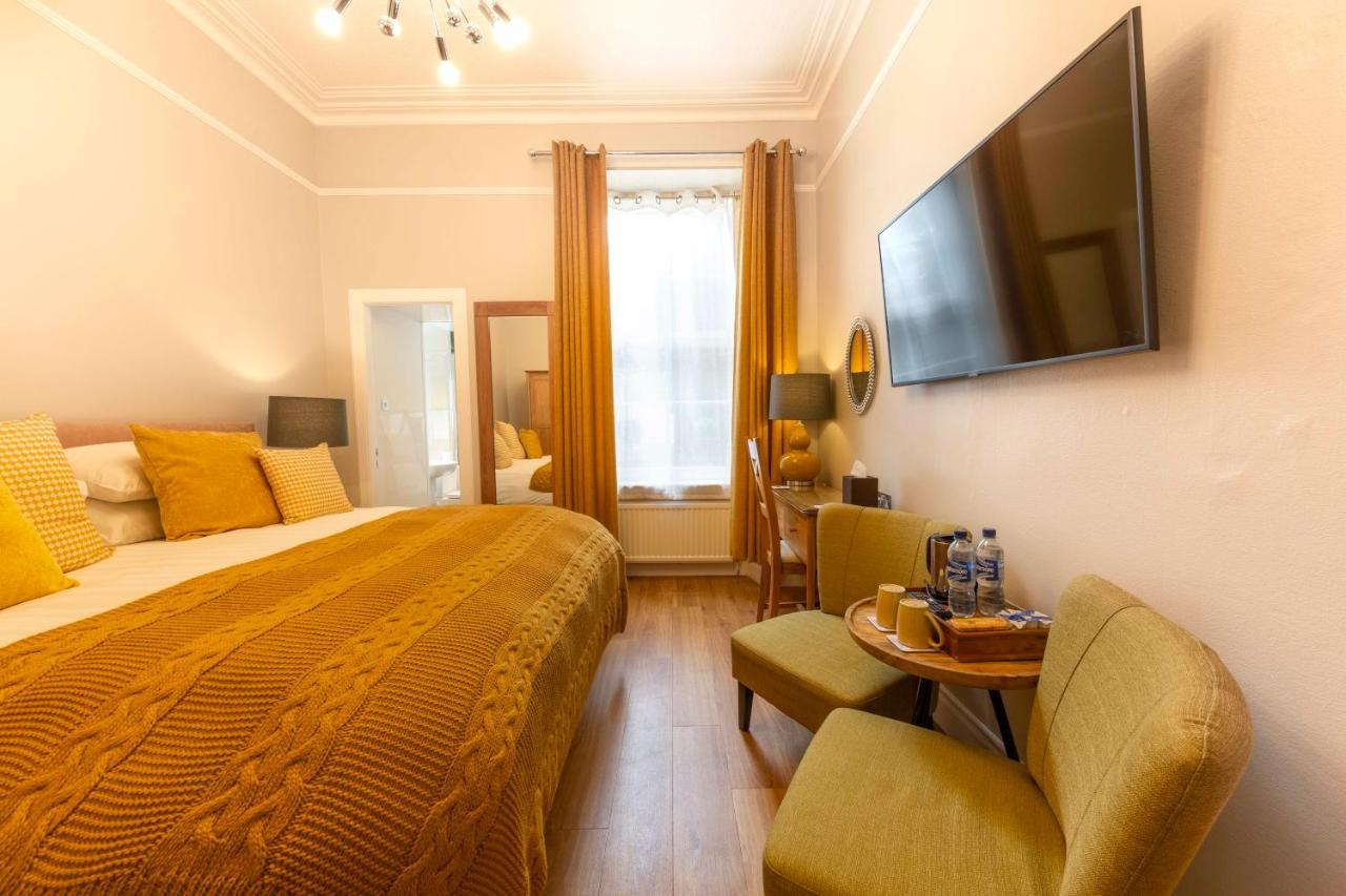 Deluxe Double or Twin Room,1061392456:JPEG