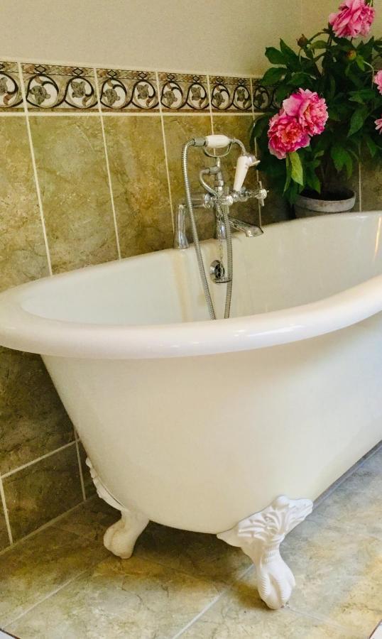 Large Double or Twin Room,1498596640:JPEG