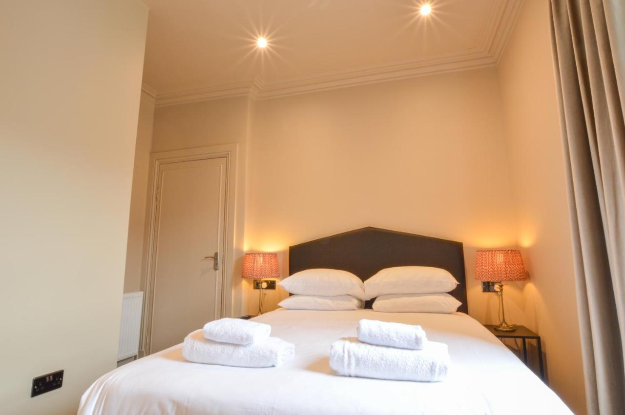 Double Room,1121683653:JPEG