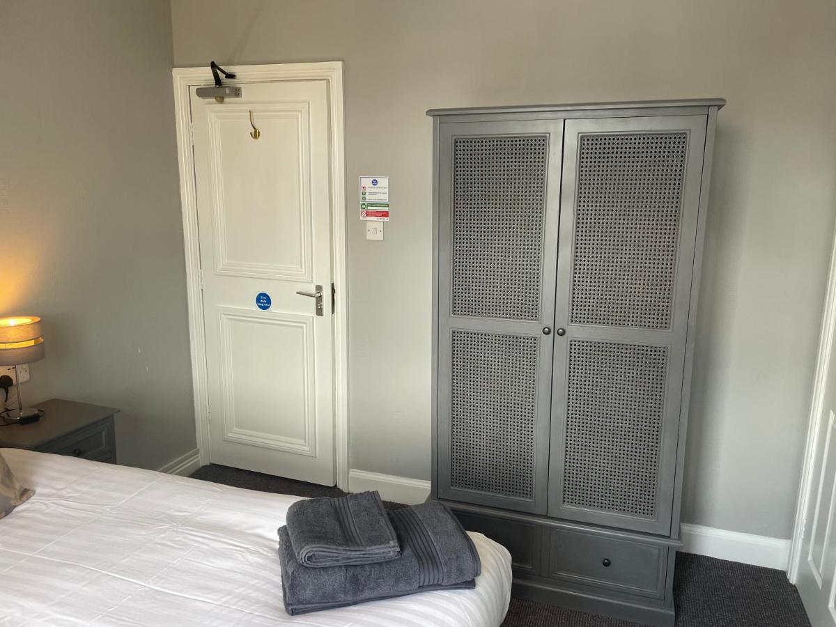 Standard Twin Room,1126096656:JPEG