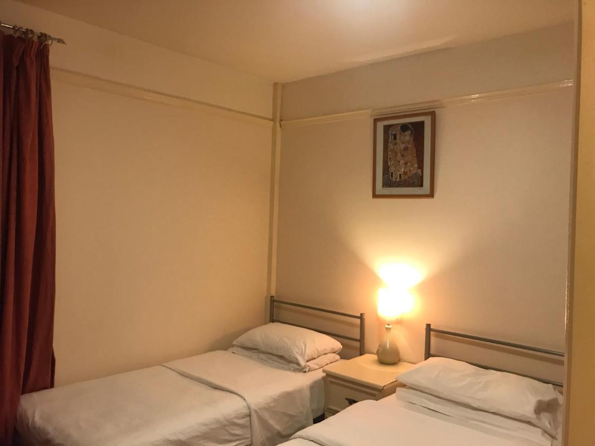 Twin Room with Shared Toilet