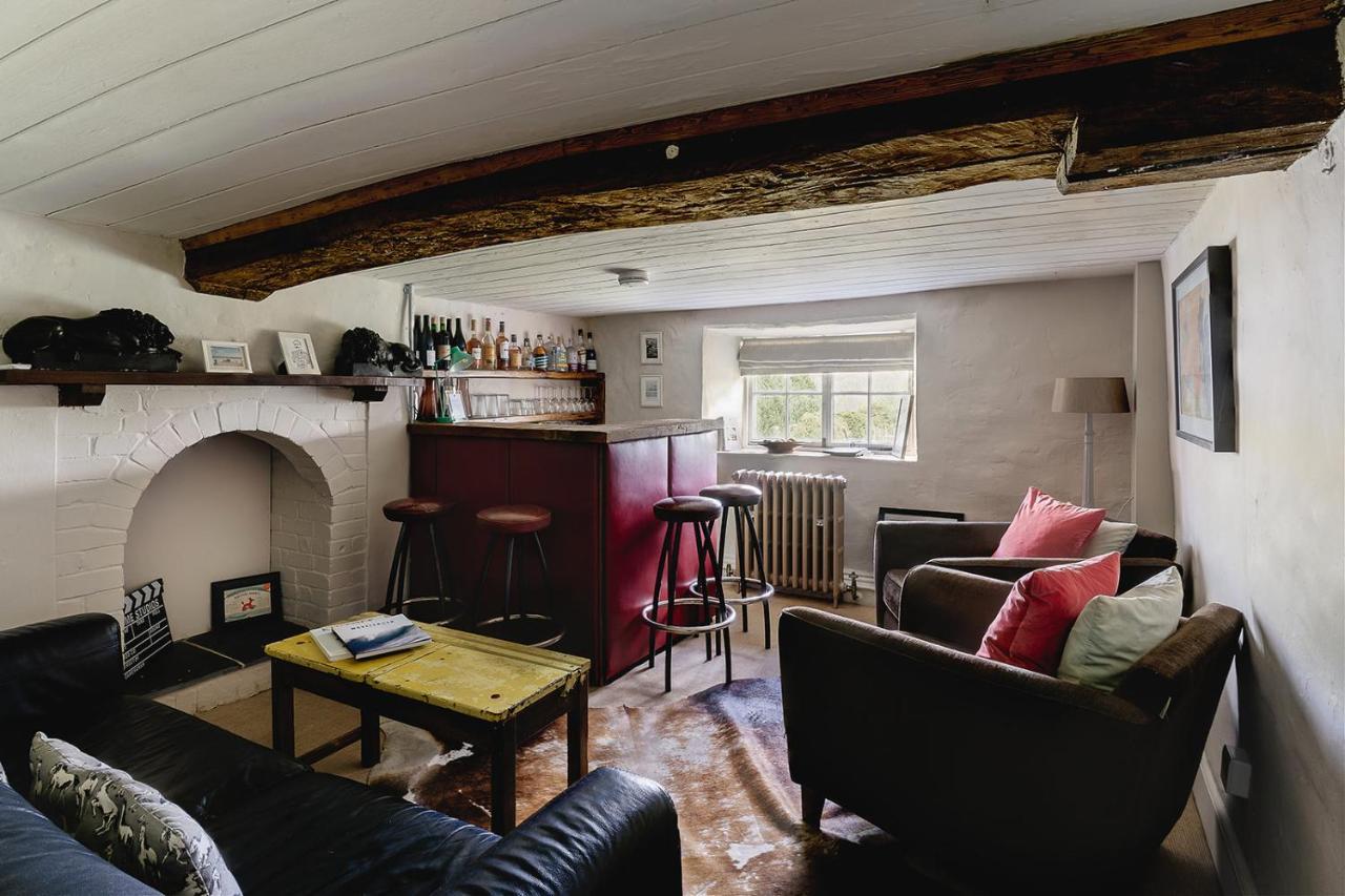 Five-Bedroom House,1177570798:JPEG