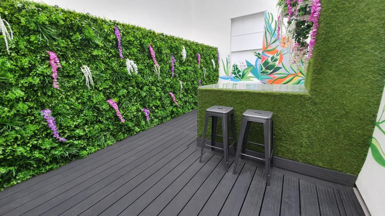 Studio with Garden View,1317700993:JPEG