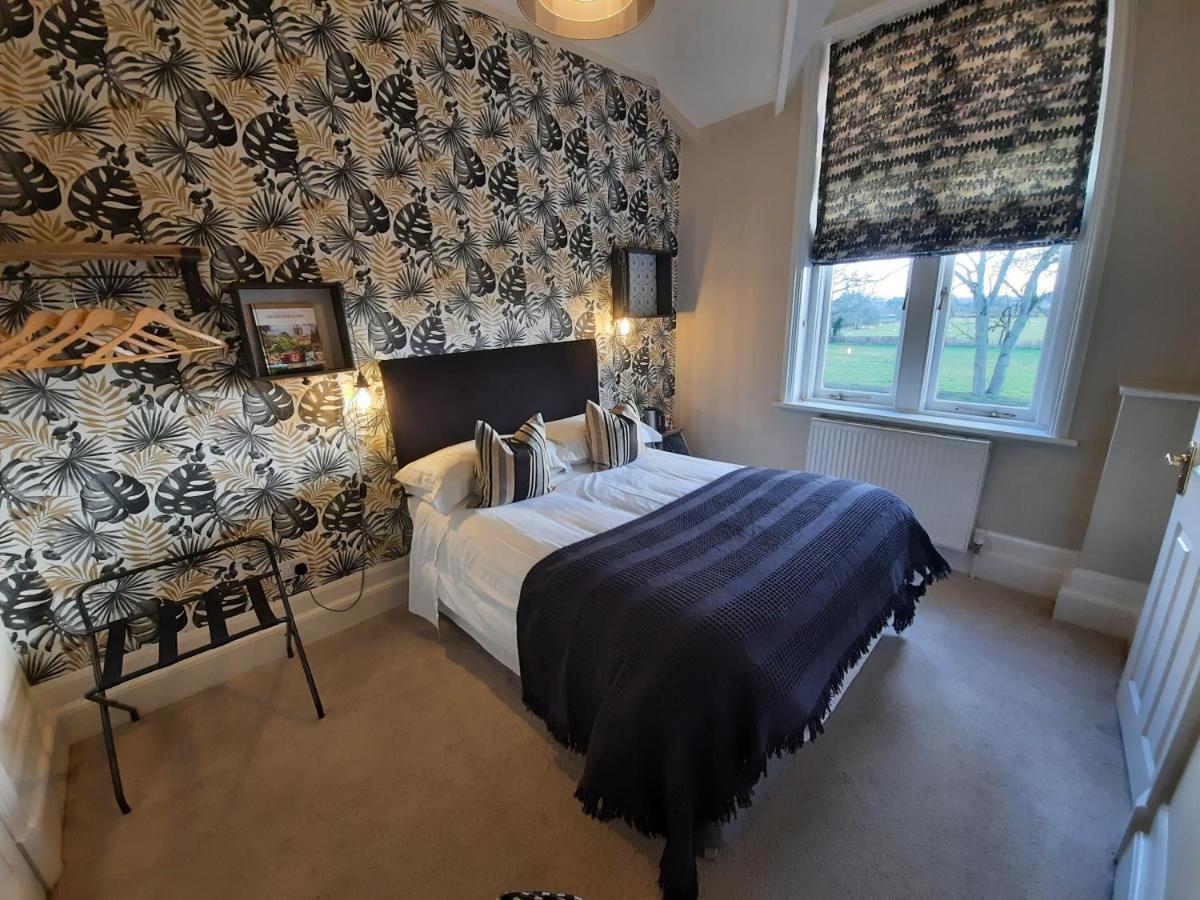 Small Double Room,1184121922:JPEG