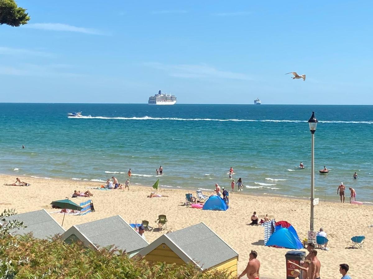 Junior Suite with Garden View,1391540225:JPEG