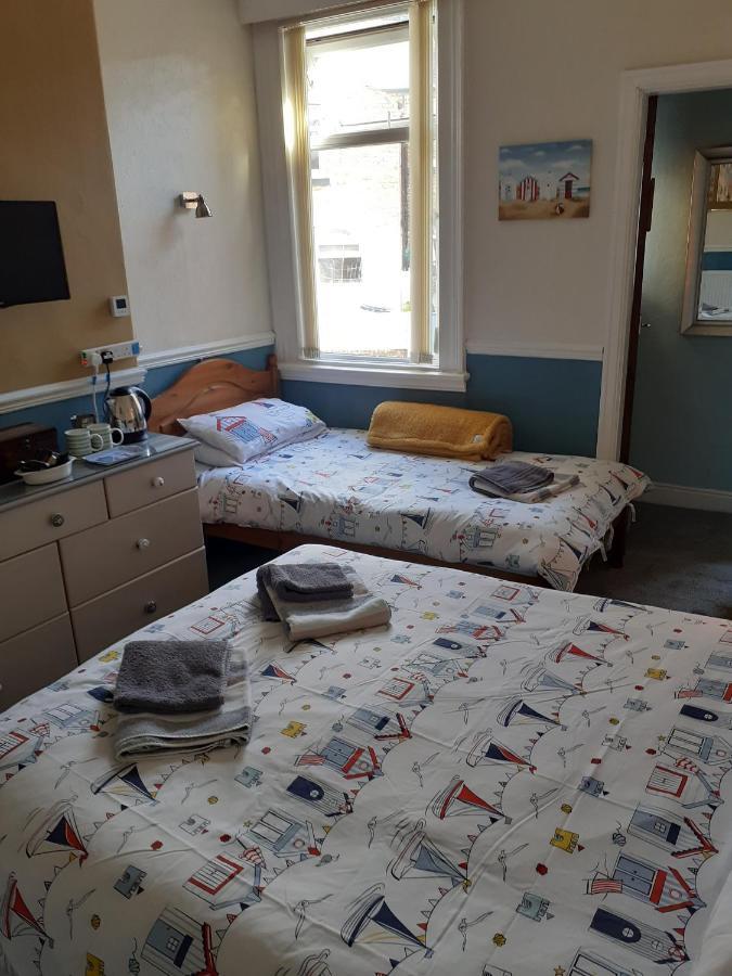 Family Room,1563370285:JPEG