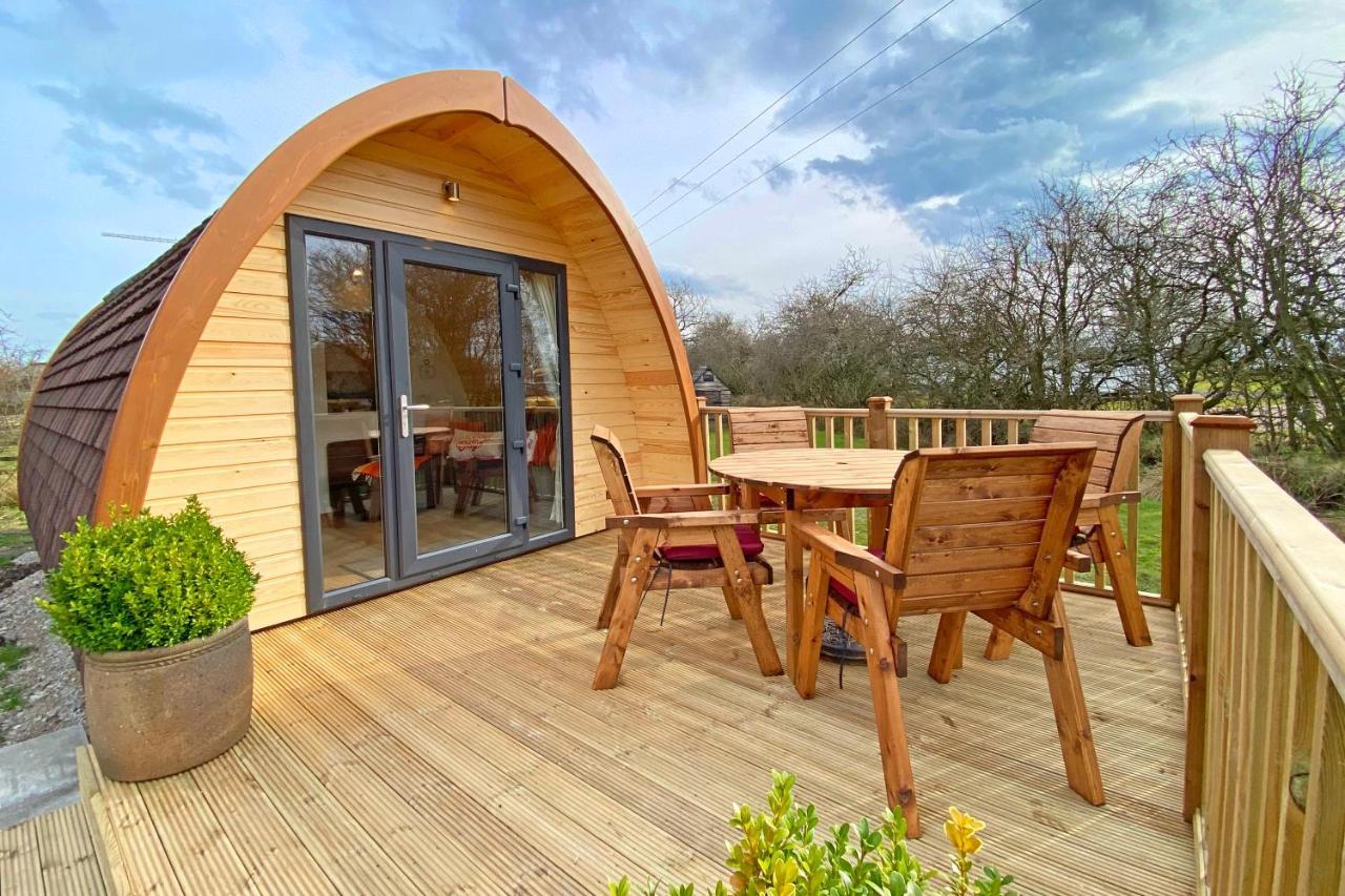 Holiday Home,1200335056:JPEG