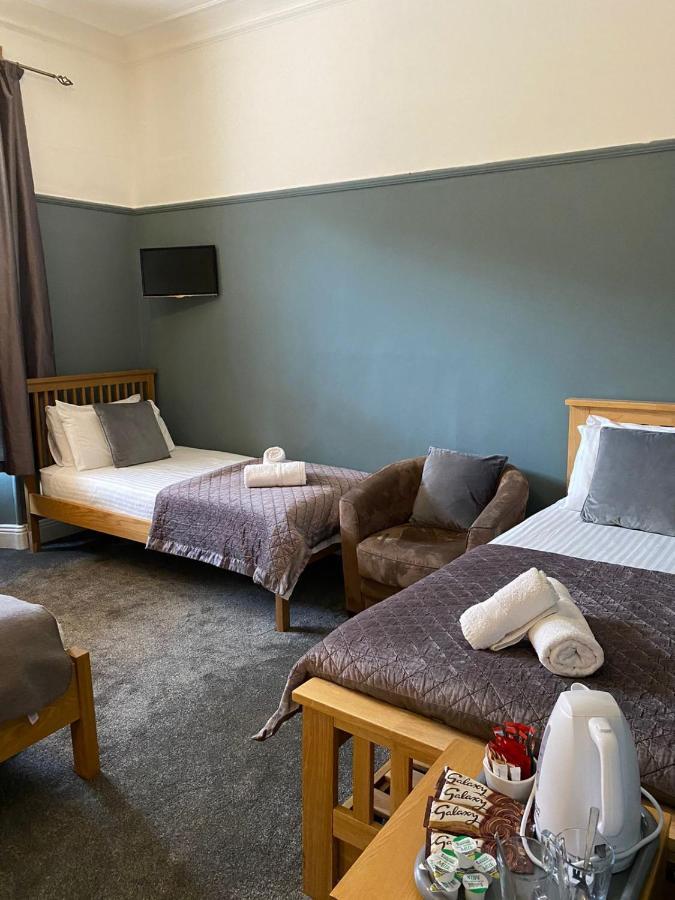 Family Room with Separate Private Bathroom,1205627602:JPEG