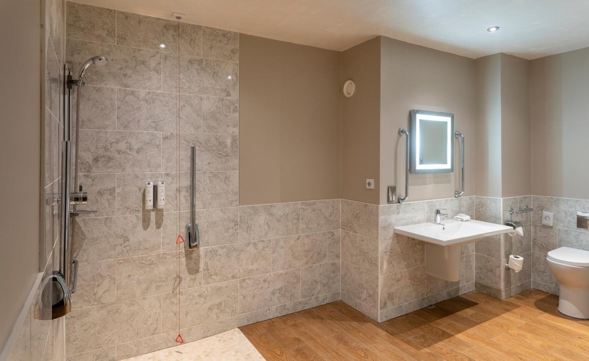 Double Room,1264255606:JPEG