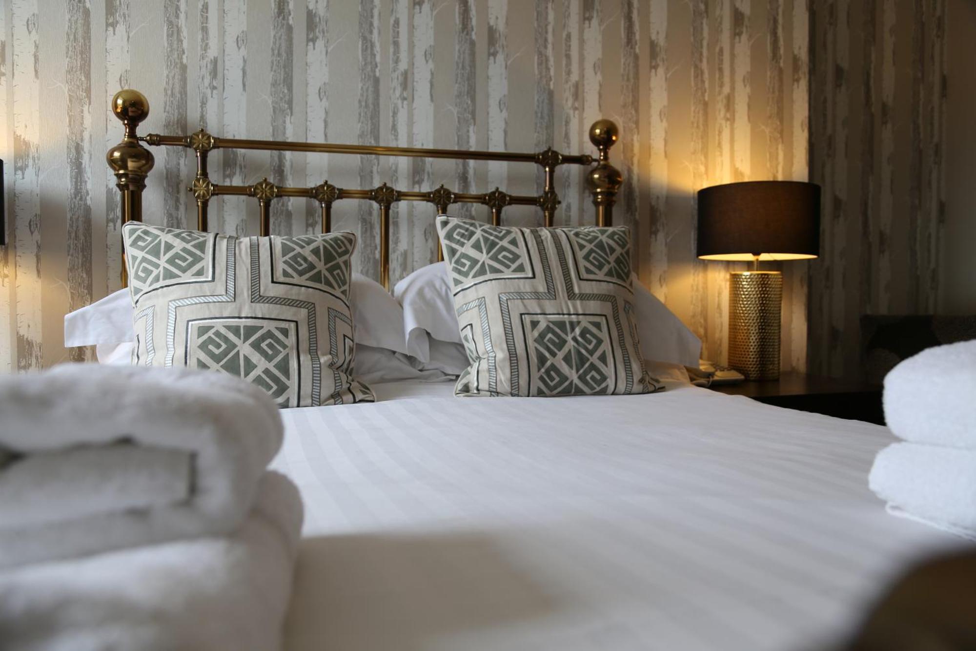 Double Room,1227419483:JPEG