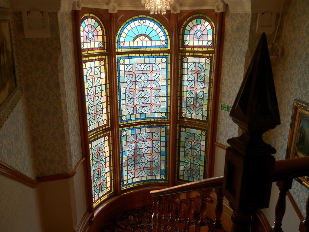 Family Room (2 Adults + 2 Children),17717873:JPEG