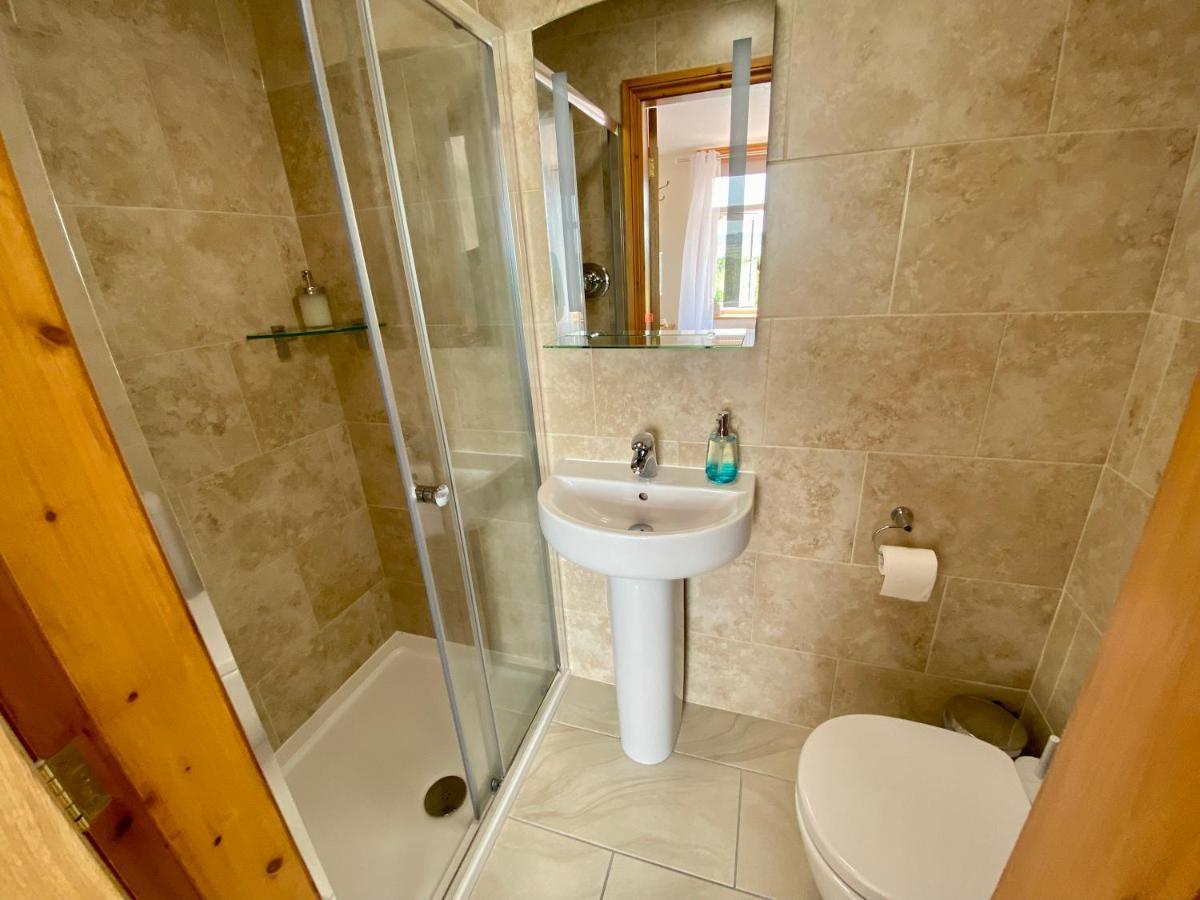 Double Room with Shower,1714076879:JPEG