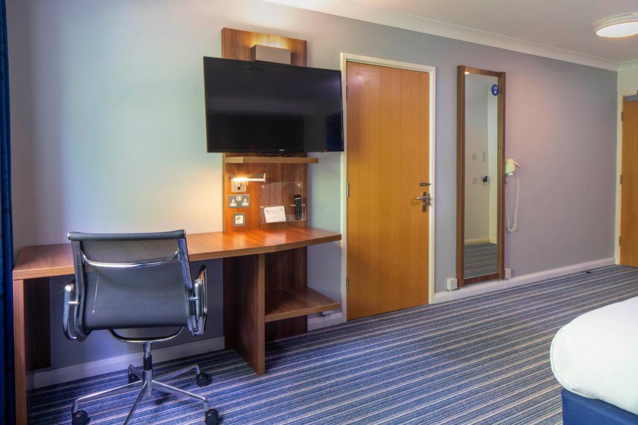 Double Room with Free Hot Breakfast - Accessible,1279394830:JPEG