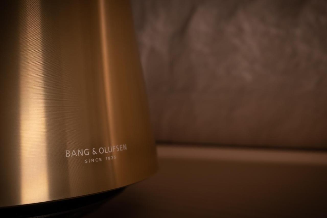 Deluxe Double Room with Balcony and Sea View,1267847821:JPEG