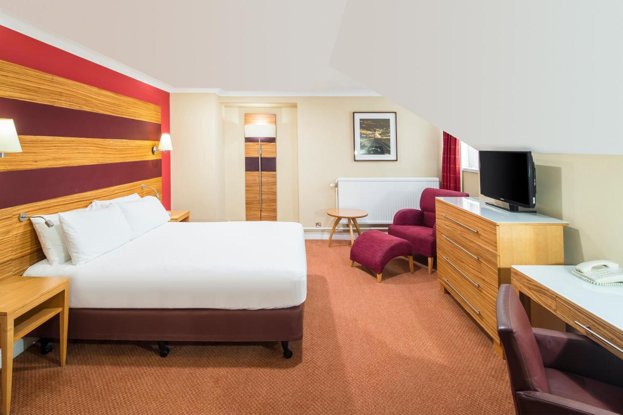 Premium Queen Room
