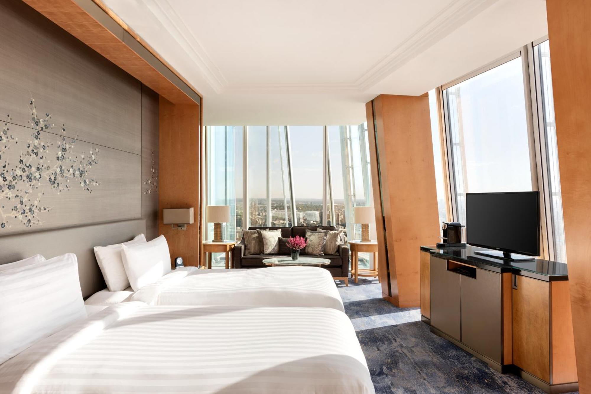 Iconic King Room City View,1425269919:JPEG
