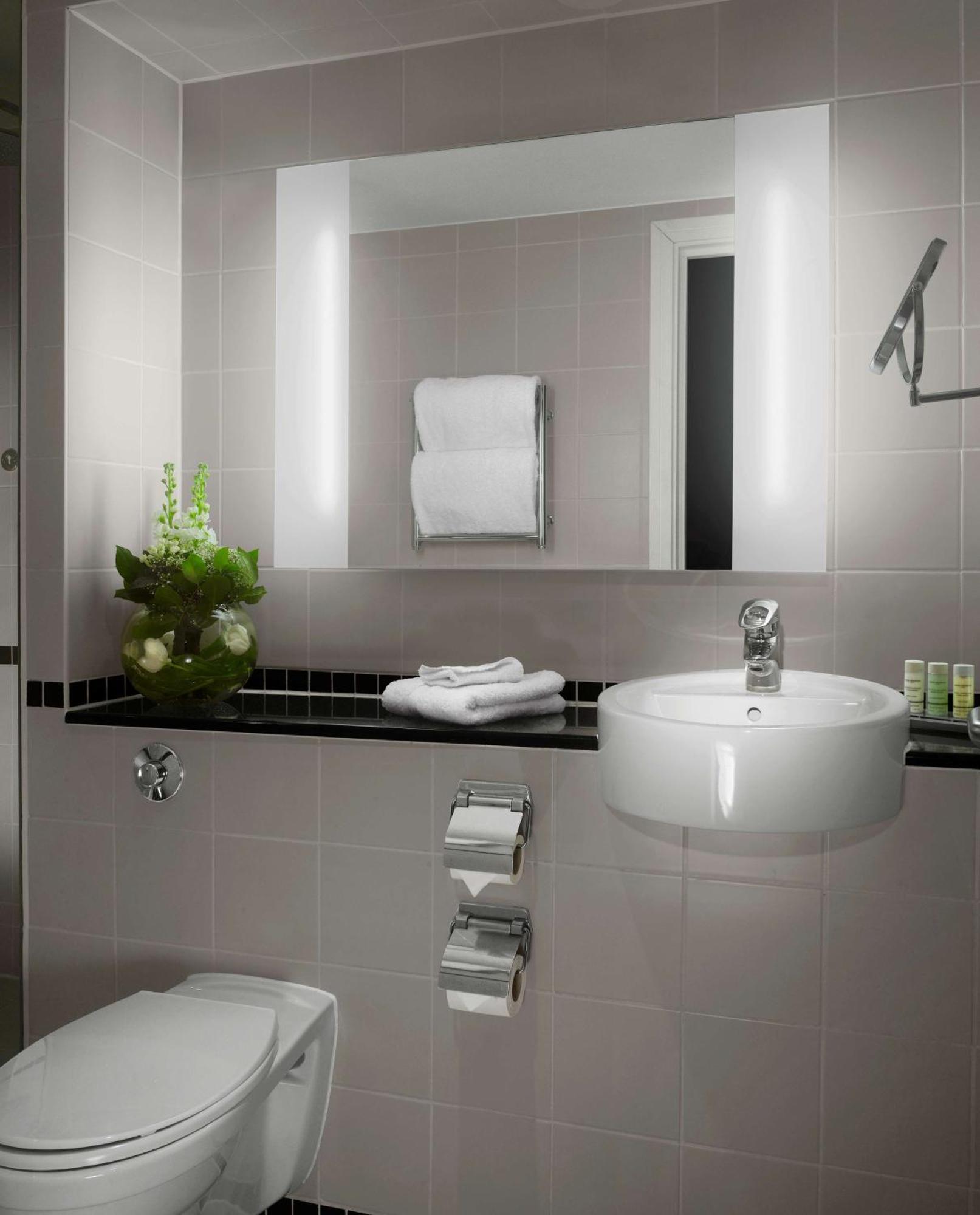 Standard Room,1432840960:JPEG