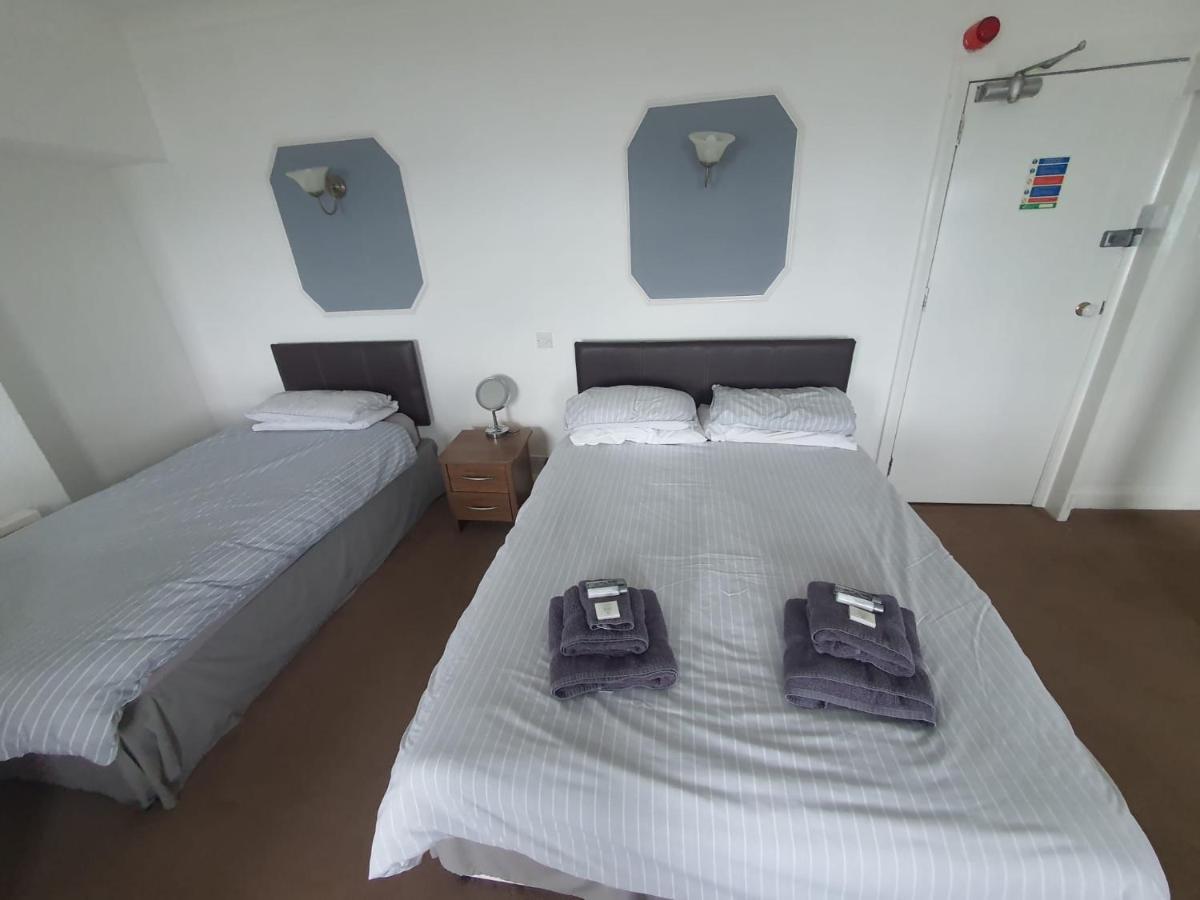 Family Room with Sea View,1301948404:JPEG