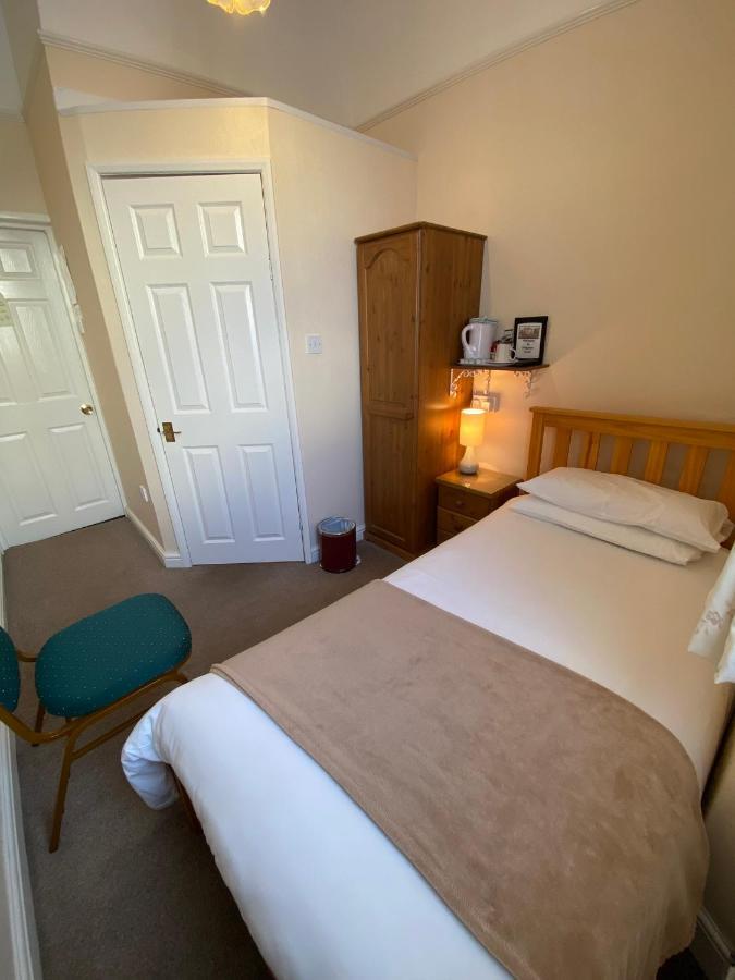 Single Room,1344552242:JPEG