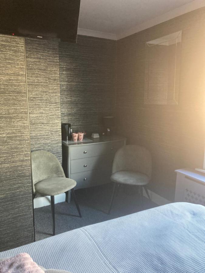 Double or Twin Room with Bathroom,1345915439:JPEG