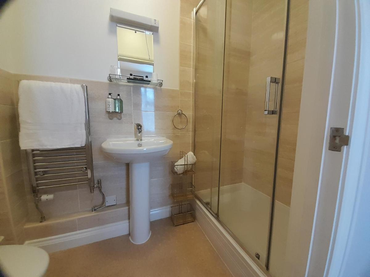 Double Room 1,1550177971:JPEG