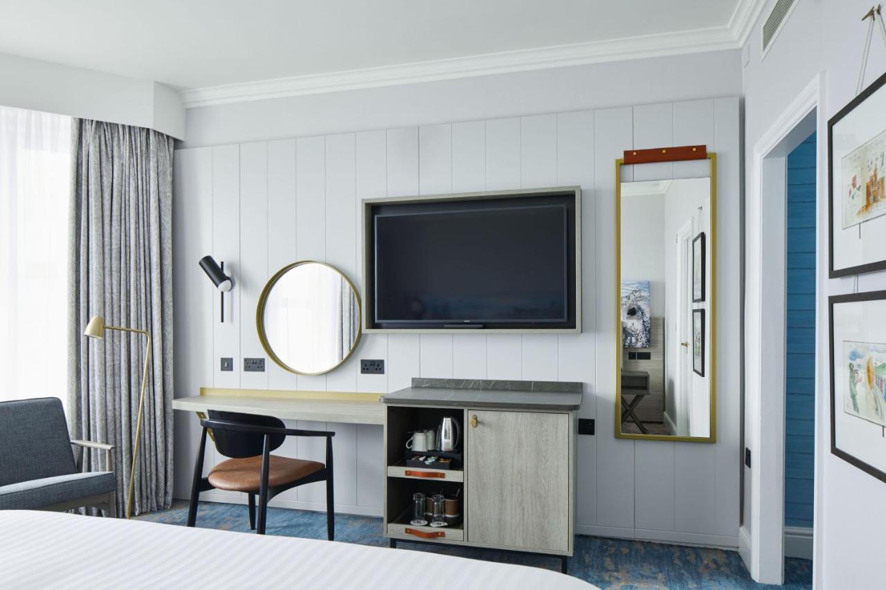 Deluxe King Room,1366063409:JPEG