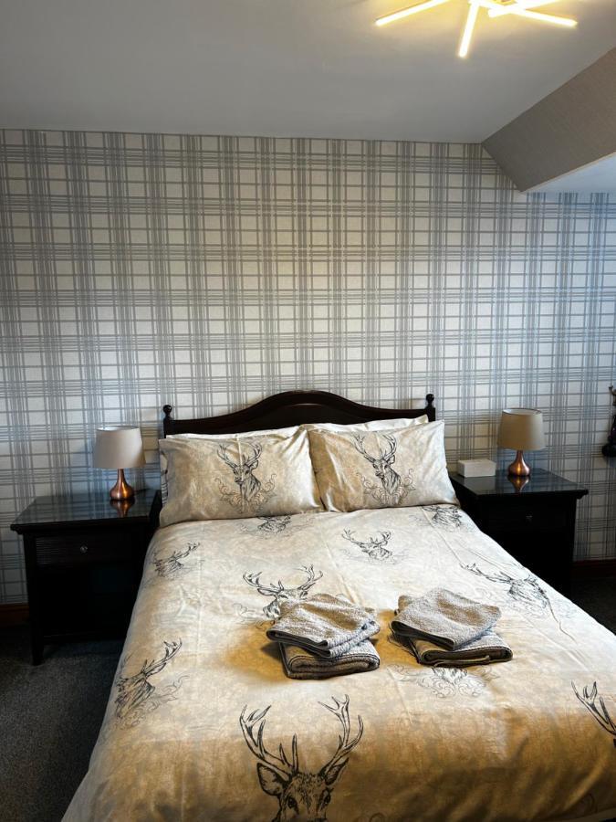 Double Room,1369521842:JPEG