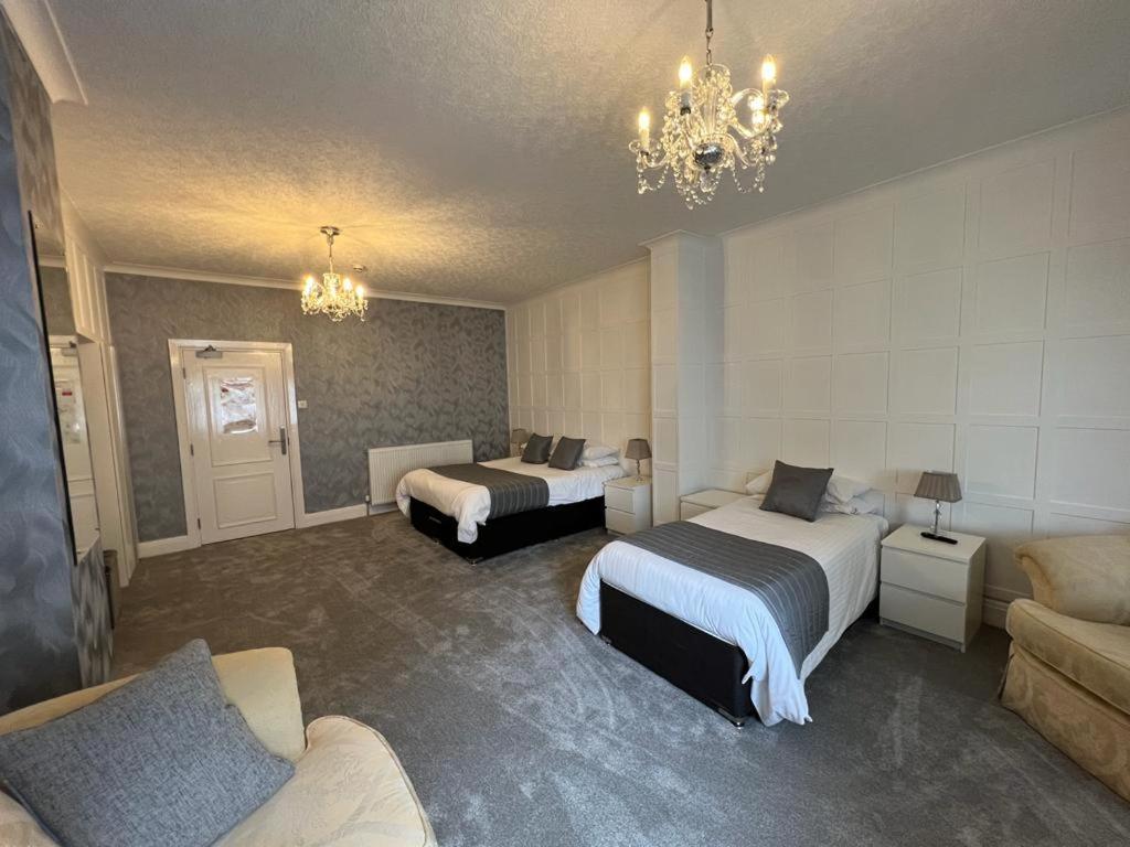 Deluxe Suite,1380778634:JPEG