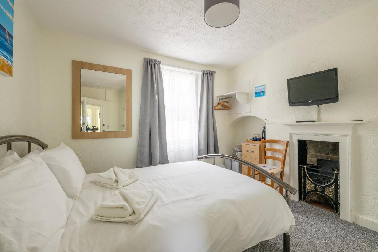 Standard Double Room,1385015375:JPEG