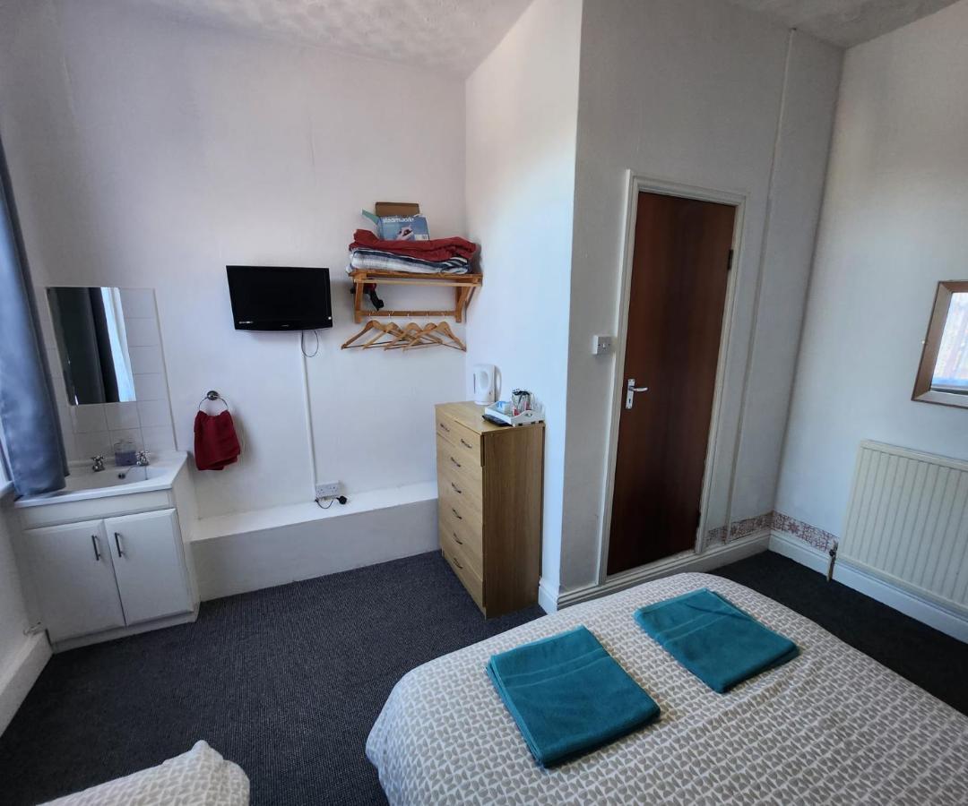 Triple Room,1385497706:JPEG