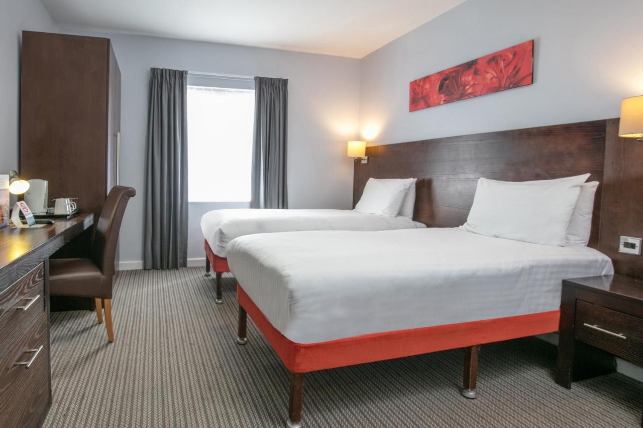 Standard Twin Room - Non-Smoking