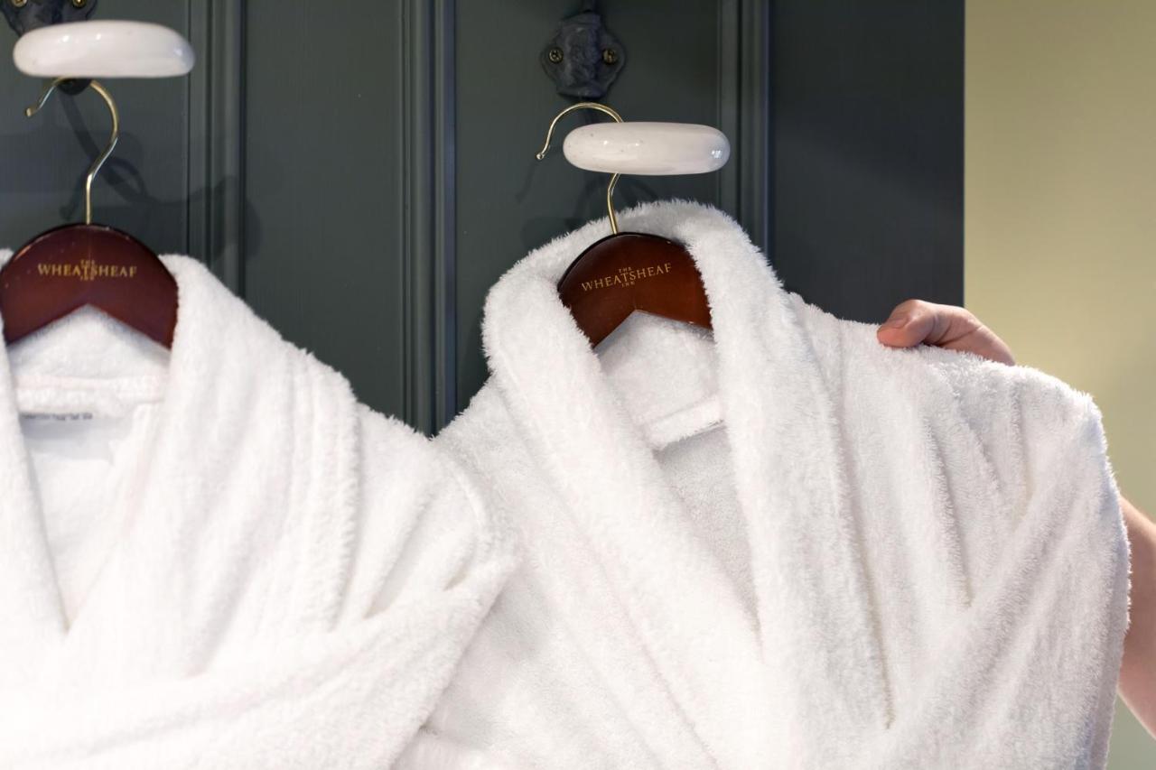 Double Room,1385972096:JPEG