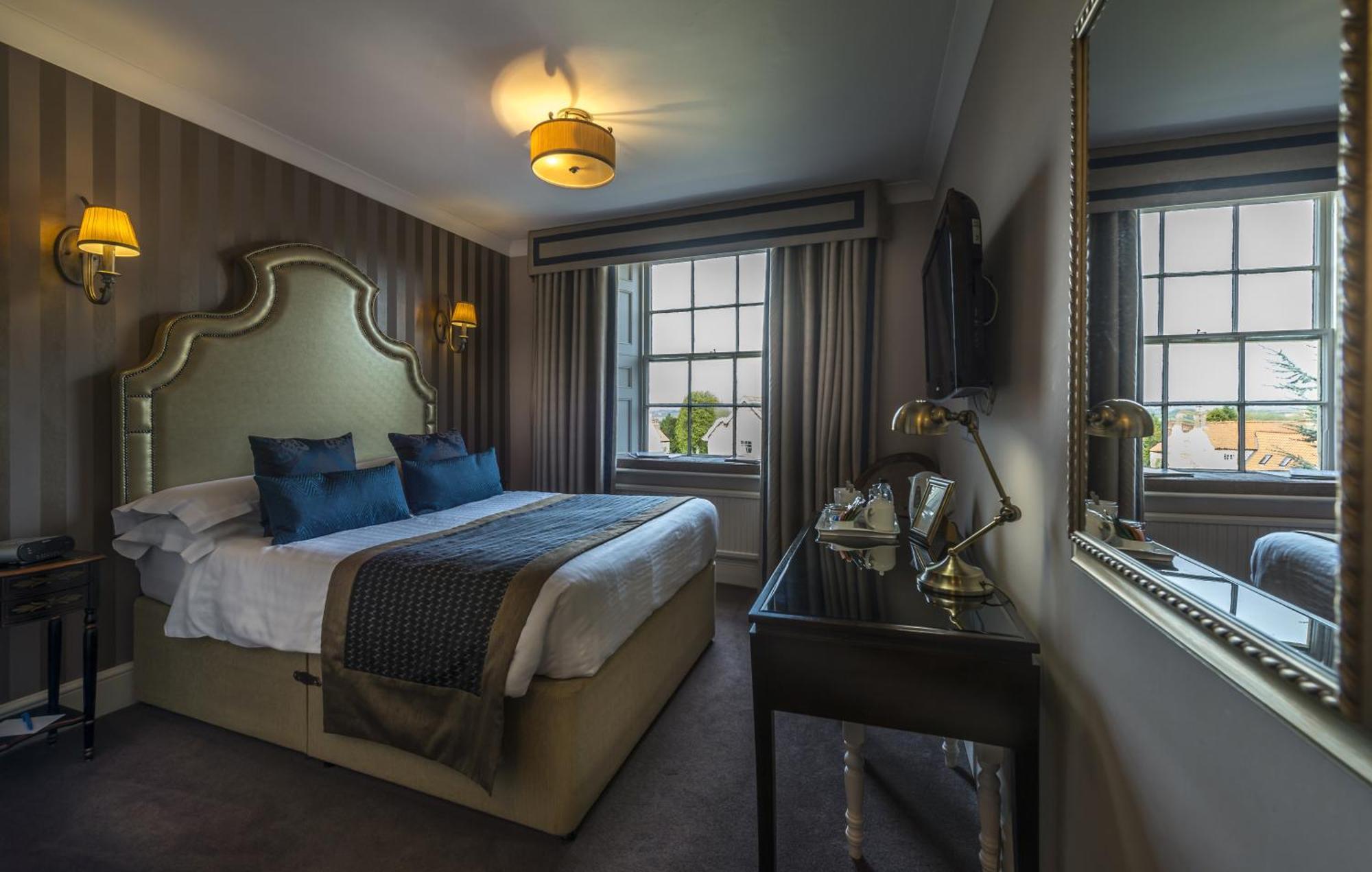 Large Single Room