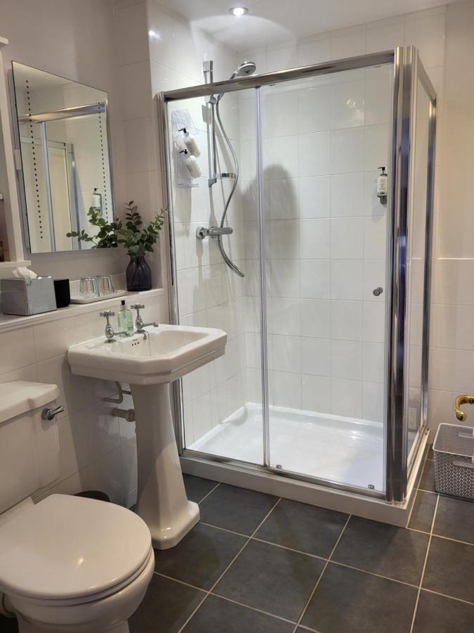 Double or Twin Room with Sea View