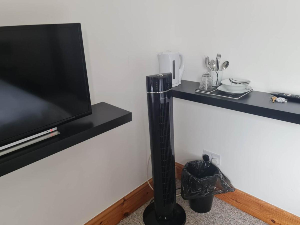 Standard Double Room with Fan,1408726895:JPEG