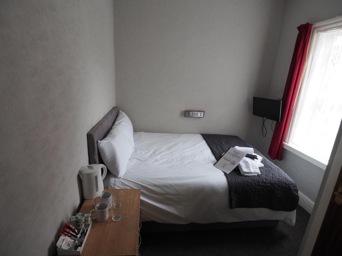 Budget Double Room,1425496282:JPEG