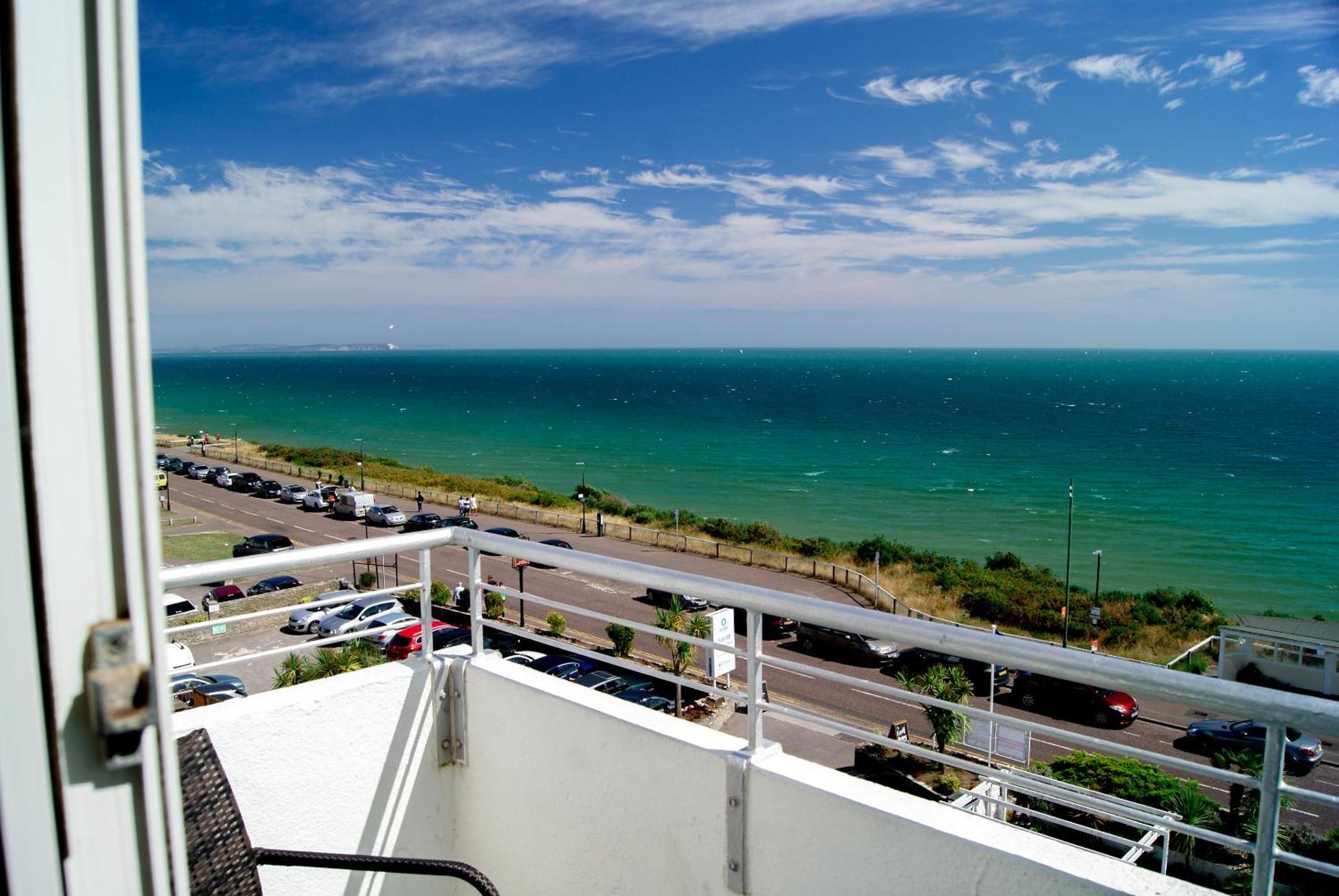 Family Room with Sea View (2 Adults + 1 Child),1432855303:JPEG