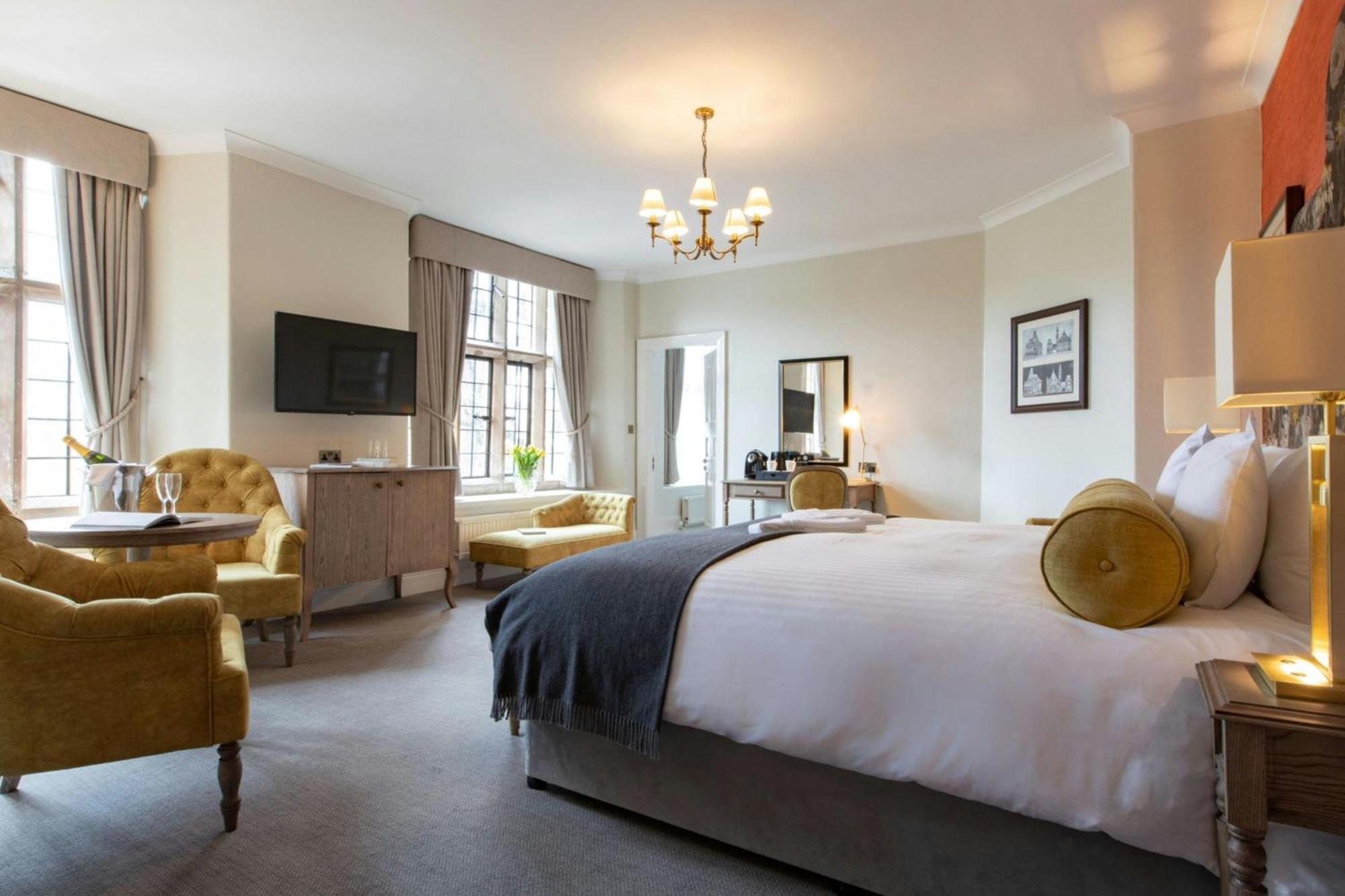 Grand Deluxe Larger King Room Garden View,1665396268:JPEG