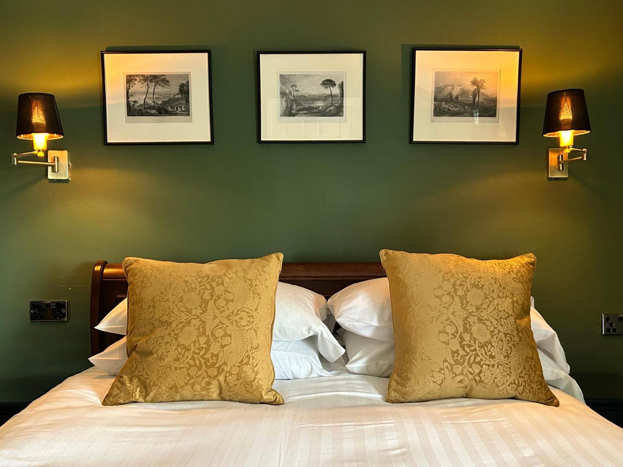 King Room,1499567899:JPEG