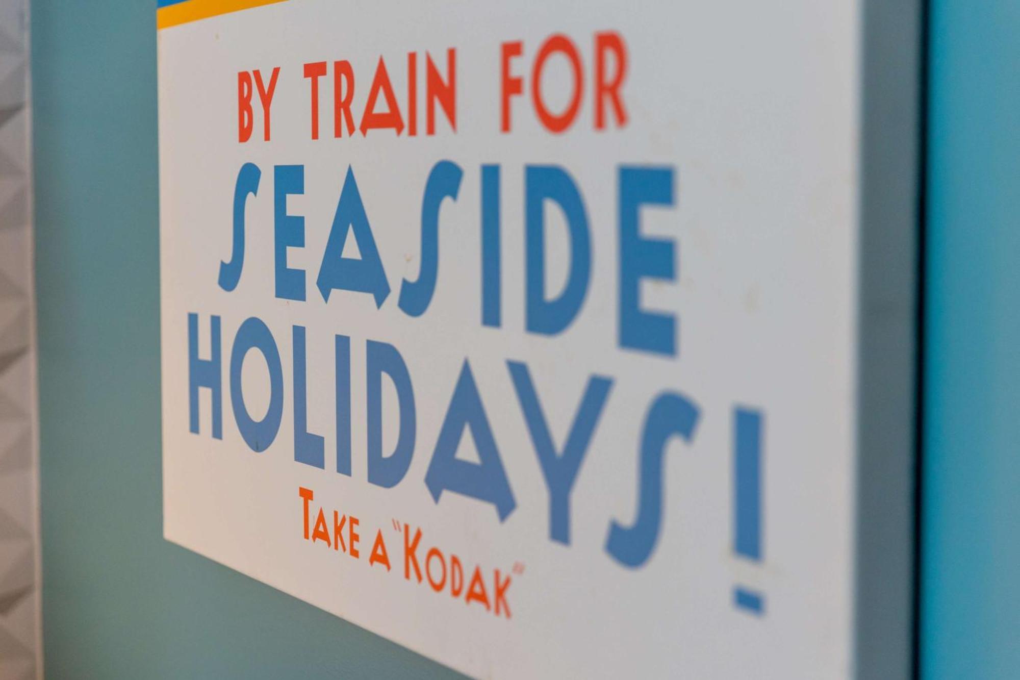 King Guest Room,1500789517:JPEG