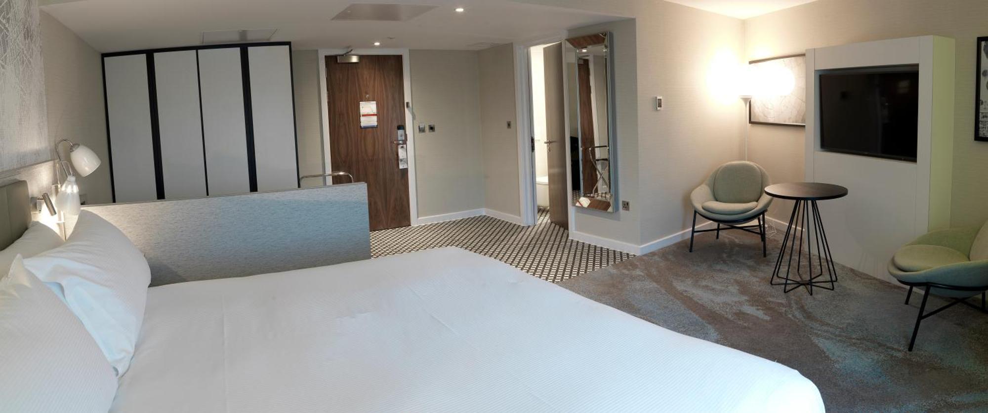 Deluxe King Room,1739361778:JPEG